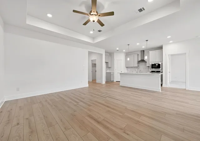 Photo 4 of Single family home for sale at 1405 Northview Ln, Nevada, TX 75173 | MLS# 21263983 | Listing updated on 2026-10-06