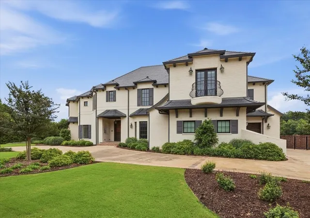 1st image of 4153 Idlewild Dr, Fort Worth, TX 76107 | MLS# 21257369