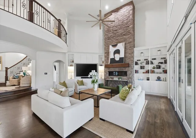 5th image of 4153 Idlewild Dr, Fort Worth, TX 76107 | MLS# 21257369
