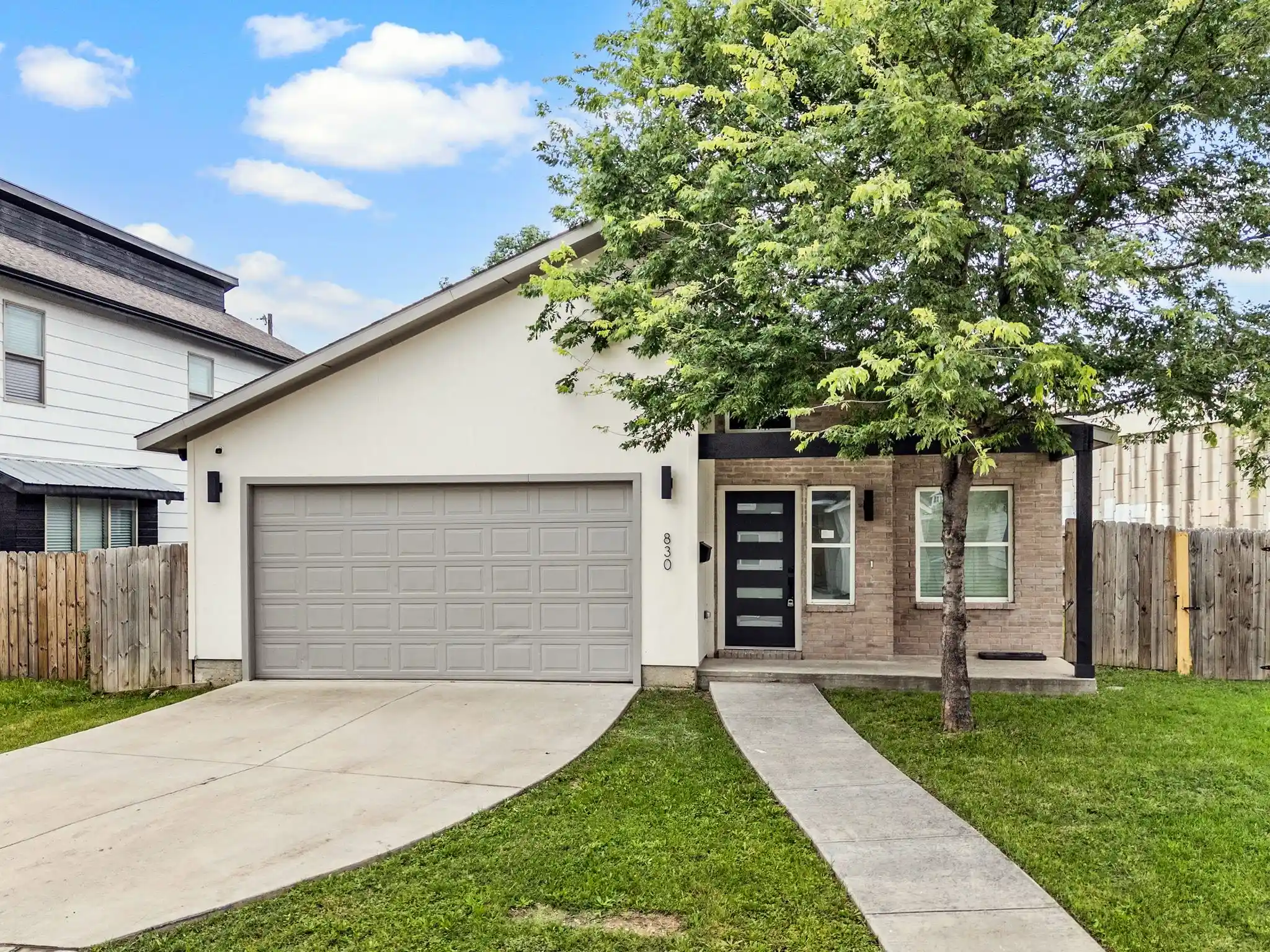Photo 1 of Sale Pending at 830 E E Powell Ave, Fort Worth, TX 76104 | MLS# 21264042 | Listing updated on 2026-06-30