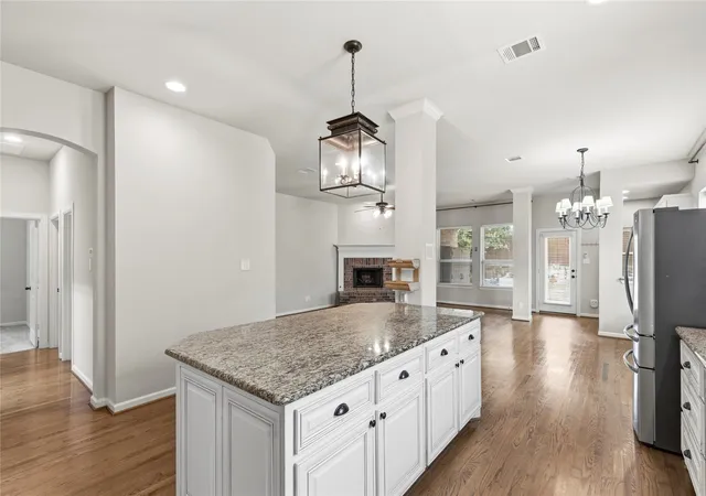 Photo 4 of Single family home for sale at 5900 Cranbrook Ln, Mc Kinney, TX 75070 | MLS# 21263768 | Listing updated on 2026-08-27