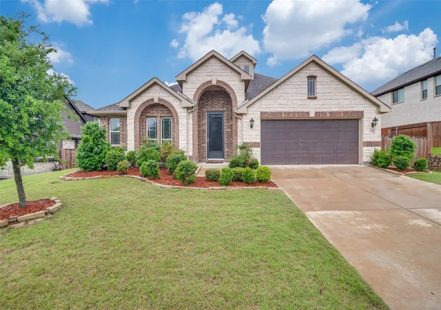 Photo 1 of Sale Pending at 3608 Kimberly Ct, Forney, TX 75126 | MLS# 21264049 | Listing updated on 2026-08-26