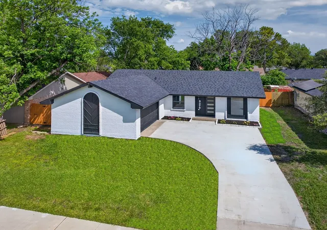 Photo 2 of Sale Pending at 926 Key Colony Dr, Garland, TX 75043 | MLS# 21264172 | Listing updated on 2026-07-22