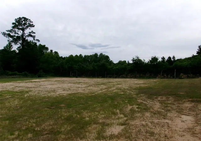 2nd image of 810 Williams Rd, Converse, LA 71419 | MLS# 21264242