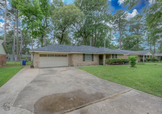 2nd image of 2071 Crabapple Dr, Shreveport, LA 71118 | MLS# 21263007
