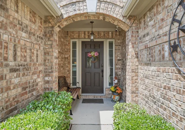 Photo 2 of Sale Pending at 112 Pleasant Hill Ln, Fate, TX 75189 | MLS# 21237535 | Listing updated on 2026-07-18