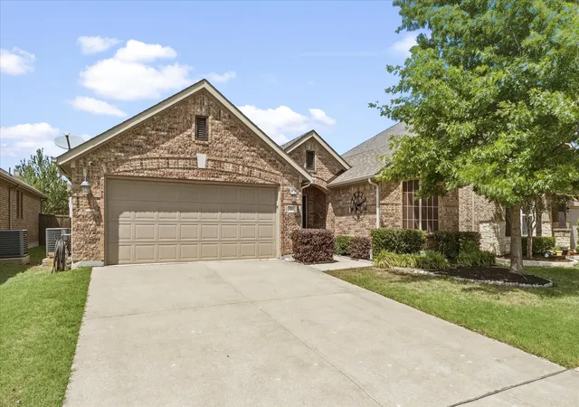 Photo 4 of Sale Pending at 112 Pleasant Hill Ln, Fate, TX 75189 | MLS# 21237535 | Listing updated on 2026-07-18