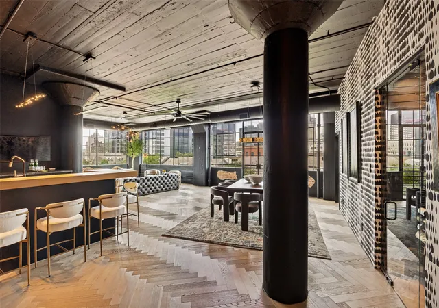Photo 1 of Condo for sale at 2220 Canton St #401, Dallas, TX 75201 | MLS# 21264116 | Listing updated on 2026-08-29
