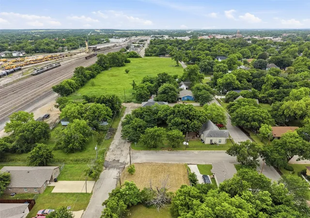 Homes for sale in Cleburne, TX | 719 N Border St, Cleburne, TX 76031 | MLS# 21260759