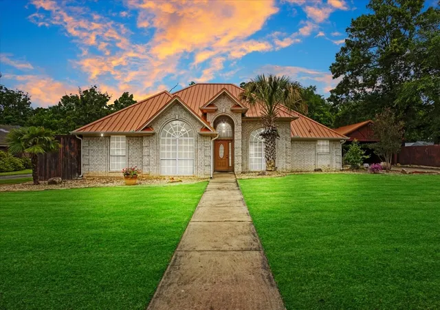 Photo 1 of Single family home for sale at 3420 Graham St, Paris, TX 75460 | MLS# 21263055 | Listing updated on 2026-08-14