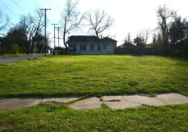 Photo 3 of Land for sale at 3525 Wendelkin St, Dallas, TX 75215 | MLS# 21262218 | Listing updated on 2026-08-03