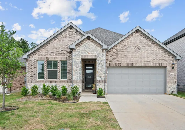 Homes for sale in Corinth, TX | 2848 Acadia Dr, Corinth, TX 76210 | MLS# 21263953
