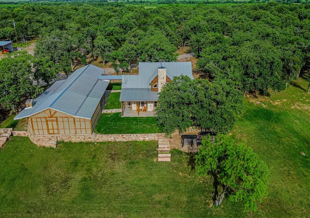 Photo 3 of House for sale at 6085 County Road 146, Lipan, TX 76462 | MLS# 21261800 | Listing updated on 2026-07-14