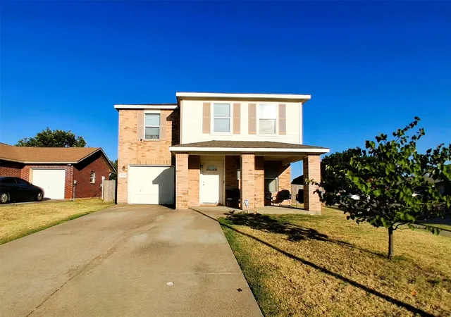 Photo 1 of Single family home for sale at 4014 China Elm Dr, Dallas, TX 75212 | MLS# 21255004 | Listing updated on 2026-09-04