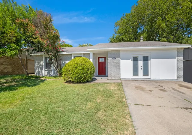 Photo 1 of Single family home for sale at 7217 Knight Dr, The Colony, TX 75056 | MLS# 21262959 | Listing updated on 2026-08-29