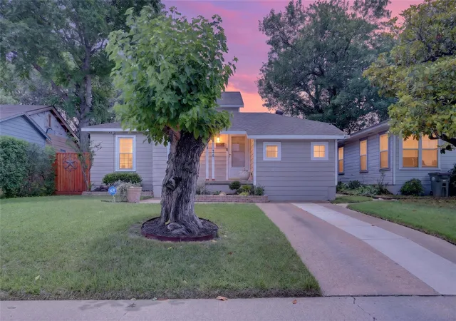 Photo 1 of Single family home for sale at 1224 Marion Ave, Fort Worth, TX 76104 | MLS# 21258504 | Listing updated on 2026-07-05