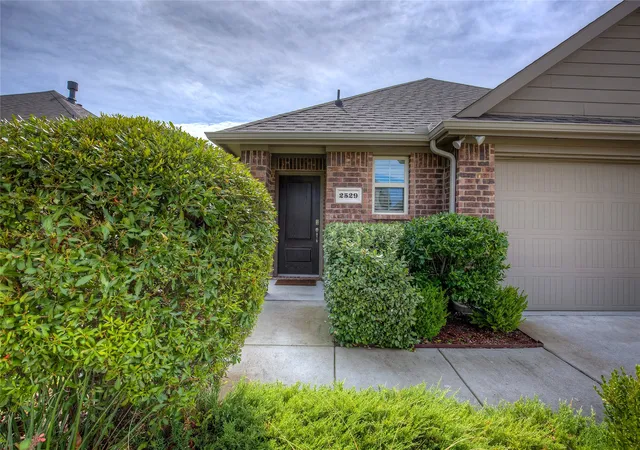 Photo 2 of Single family home for sale at 2529 Pettus Dr, Forney, TX 75126 | MLS# 21263758 | Listing updated on 2026-09-06