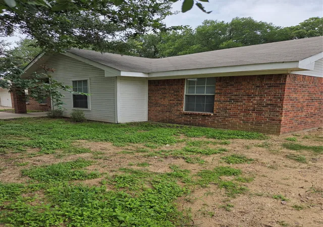 Homes for sale in Waco, TX | 320 Hazelwood Ave, Waco, TX 76705 | MLS# 21264577