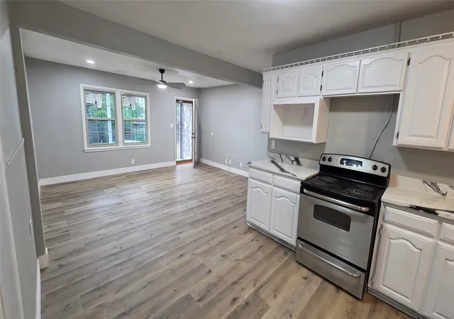Photo 3 of Sale Pending at 4244 Carol Ave, Fort Worth, TX 76105 | MLS# 21264721 | Listing updated on 2026-08-19