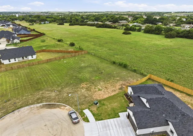 Homes for sale in Godley, TX | 593 Highview Ct, Godley, TX 76044 | MLS# 21263521