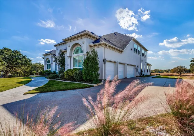 Homes for sale in Flower Mound, TX | 5004 Fitzgerald Ct, Flower Mound, TX 75022 | MLS# 21264857