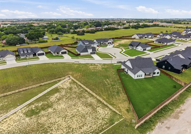 Homes for sale in Godley, TX | 516 Highview Ct, Godley, TX 76044 | MLS# 21263378