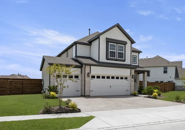 Photo 2 of Single family home for sale at 2000 Blossom St, Mesquite, TX 75181 | MLS# 21264882 | Listing updated on 2026-07-18