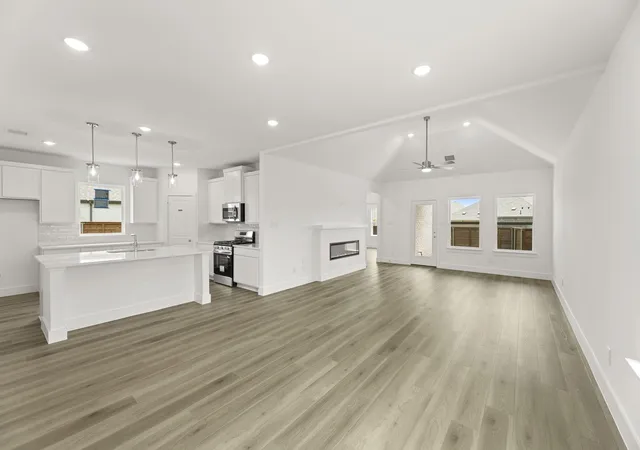 Photo 4 of Single family home for sale at 2000 Blossom St, Mesquite, TX 75181 | MLS# 21264882 | Listing updated on 2026-07-18