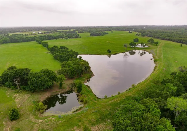 Homes for sale in Kerens, TX | 5531 Ne County Road 3130, Kerens, TX 75144 | MLS# 21264765
