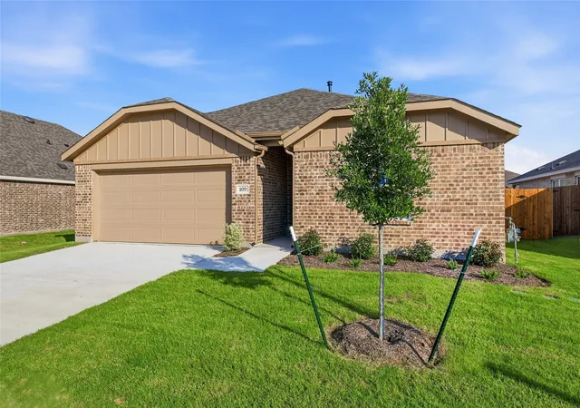 Homes for sale in Venus, TX | 109 John Laurens Dr, Venus, TX 76084 | MLS# 21264267