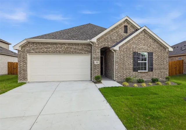 Homes for sale in Venus, TX | 111 John Laurens Dr, Venus, TX 76084 | MLS# 21264106