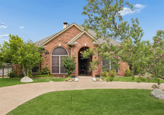 Photo 2 of Single family home for sale at 3402 Juniper Ct, Rowlett, TX 75088 | MLS# 21263911 | Listing updated on 2026-08-23
