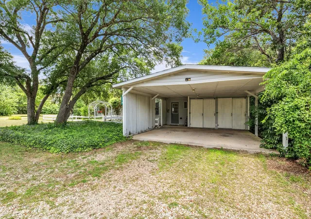 Homes for sale in Clifton, TX | 279 County Road 1710, Clifton, TX 76634 | MLS# 21265053