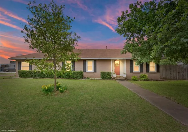Photo 1 of Sale Pending at 200 Karma Dr, Woodway, TX 76712 | MLS# 21264545 | Listing updated on 2026-08-25