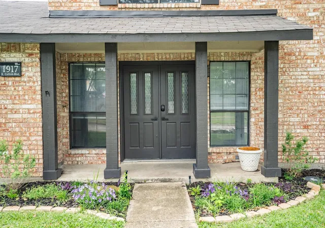 Photo 3 of Sale Pending at 1917 E Collins Blvd, Richardson, TX 75081 | MLS# 21263870 | Listing updated on 2026-07-23