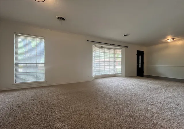 Photo 3 of Sale Pending at 1409 Hillcrest St, Ennis, TX 75119 | MLS# 21264909 | Listing updated on 2026-07-20