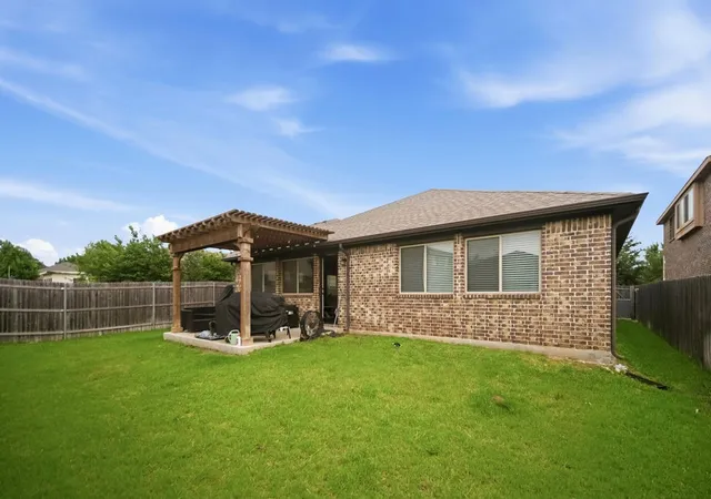 Photo 20 of Sale Pending at 12016 Worthwood St, Crowley, TX 76036 | MLS# 21264834 | Listing updated on 2026-08-17