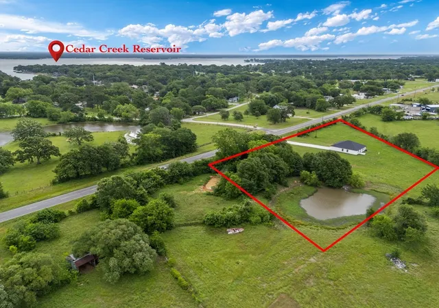 Homes for sale in Tool, TX | 1705 South Tool Dr, Tool, TX 75143 | MLS# 21203554