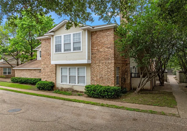 Condo for sale at 2314 Melissa Dr, Waco, TX 76708 | MLS# 21264343