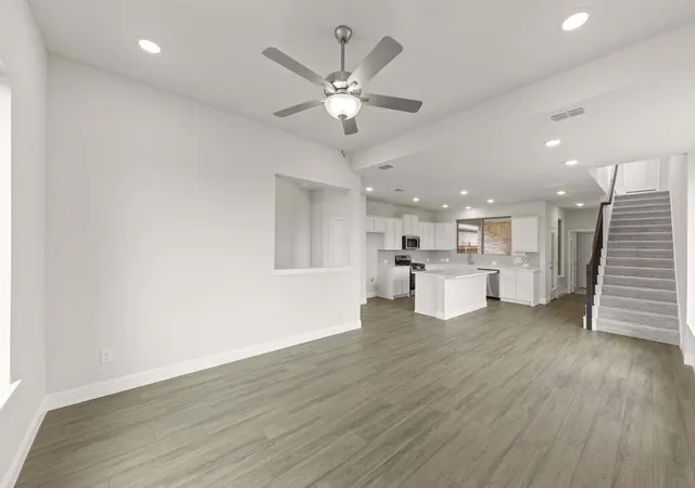 Photo 2 of Single family home for sale at 475 Shady Square Aly, Lavon, TX 75166 | MLS# 21265269 | Listing updated on 2026-08-31