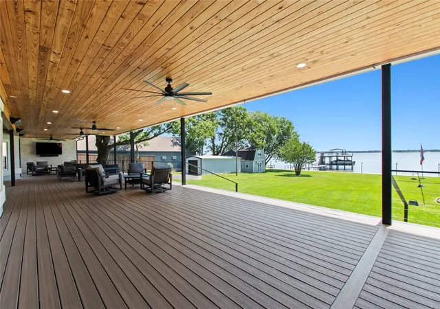 Photo 3 of Single family home for sale at 1301 Oak Hill Dr, Kemp, TX 75143 | MLS# 21259490 | Listing updated on 2026-07-27
