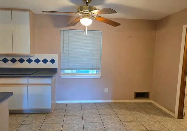 5th image of 10711 Clearbrook Ln, Dallas, TX 75218 | MLS# 21264257