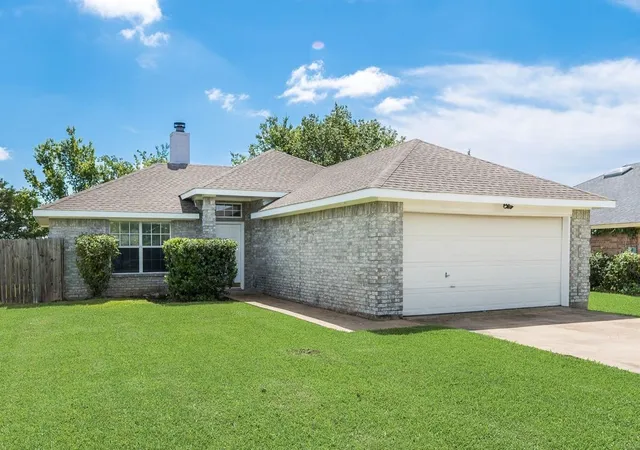 Homes for sale in Terrell, TX | 1415 S Medora St, Terrell, TX 75160 | MLS# 21264220