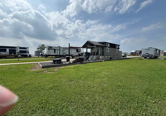 Homes for sale in Kerens, TX | 5000 Waterfront Rd #126, Kerens, TX 75144 | MLS# 21252490