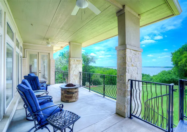 Photo 1 of Single family home for sale at 1132 Mallard Pointe Dr, Cedar Hill, TX 75104 | MLS# 21262662 | Listing updated on 2026-09-25