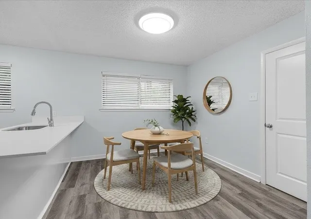 Photo 4 of Single family home for sale at 303 Mansfield Rd, Cleburne, TX 76031 | MLS# 21265196 | Listing updated on 2026-08-31