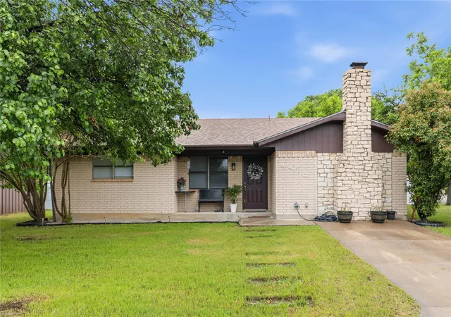 Photo 1 of Single family home for sale at 4416 Mimosa Dr, Brownwood, TX 76801 | MLS# 21265079 | Listing updated on 2026-10-02