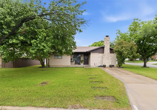 Photo 2 of Single family home for sale at 4416 Mimosa Dr, Brownwood, TX 76801 | MLS# 21265079 | Listing updated on 2026-10-02