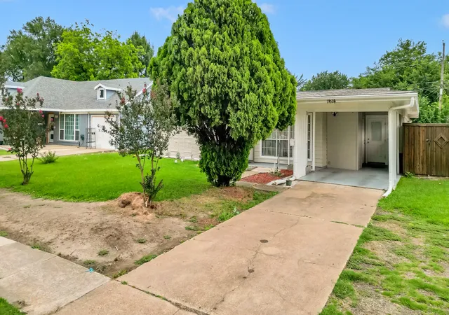 5th image of 1614 Briarwood Ln, Irving, TX 75061 | MLS# 21264024