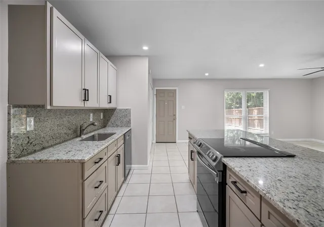 Photo 3 of Sale Pending at 306 Hardwood Trl, Mesquite, TX 75150 | MLS# 21258383 | Listing updated on 2026-07-24
